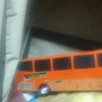 یک چمدان پراز عروسک های خارجی اسباب بازی وکتونی