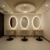 اجاره تخت و میز ناخن در سالن واقع در قلب منظریه