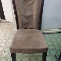 صندلی چوبی تمیز