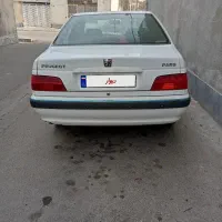 ماشین تمیز و سرحالیه