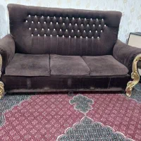 مبل ۷ نفره همراه با میز عسلی