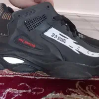 یک جفت کتانی کاملا نو