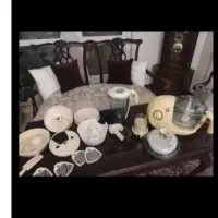 تعداد ی وسایل برقی در حد نو