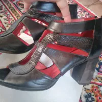 کفش چرم زنانه