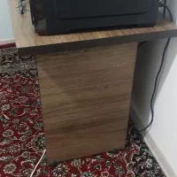 میز کامپیوتر|میز تحریر و کامپیوتر|شاهین‌شهر, خبرنگار|دیوار