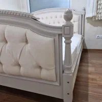 تخت خواب طرح انگلیسی دو نفره به ابعاد ۲در۱.۸۰