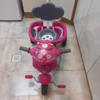 سه چرخه بچه گانه|دوچرخه، اسکیت، اسکوتر|هشتگرد, شهرک راه آهن|دیوار