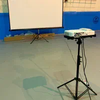 میز ویدیوپروژکتور