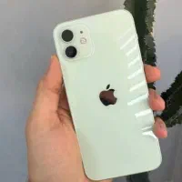 ایفون 12 سفید