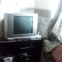 میز تلویزیون دستگاه سالم