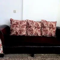 مبل با میز جنس خوب و محکم کمبودجا