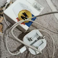 شارژر آیفون ۱۳معمولی