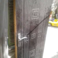 درب سرویس چوبی بدون چهارچوب