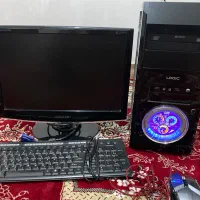 کامپیوترکیس ومانیتورگرافیک2رم4