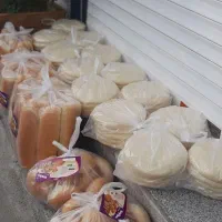 خمیر پیتزا .نان