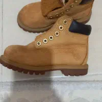 نیم بوت بچگانه برند timberlandسایز ۲۶/۵