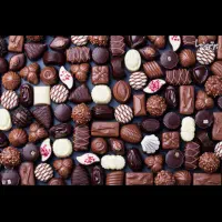 تعدادی‌کارگرساده‌‌جای‌خواب‌بیمه‌غذا(شکلات‌سازی)