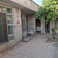 ملک کلنگیه قابل سکونت در بلوار نصر غربی(حیاط دار)|فروش خانه و ویلا|شیراز, دلجو|دیوار