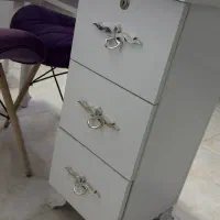 فروش تجهیزات کامل سالن زیبایی در حد نو|مبلمان اداری|گلستان (تهران), |دیوار