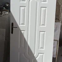 درب چوبی با لنگه پله