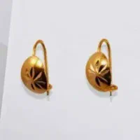 گوشواره بچگانه گمشده