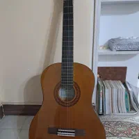 گیتار یاماها C40