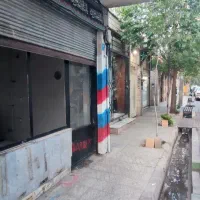 مغازه بر خیابان