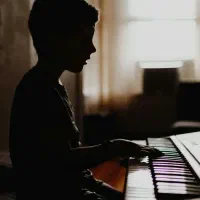 اموزش ارگنوازی برای کودکان و نوجوانان