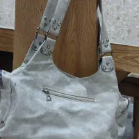 کیف|کیف، کفش، کمربند|ازنا, |دیوار