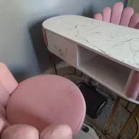 میز ناخن کاملا سالم و نو|آرایشگاه و سالن‌های زیبایی|پرند, فاز ۶|دیوار