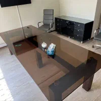 میز کنفرانس