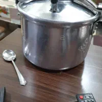 زود پز ۱۰ لیتری
