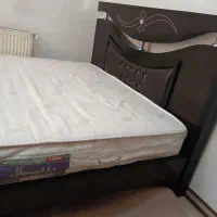 تخت دو نفره باعرض ۱۸۰ با چوب گردو
