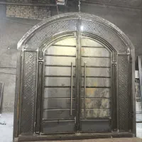 حمام پی وی سی آهن ۱۸ در باغی حیاط پیلوت