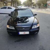 ازرا گرنجور