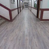 اعتمادی هستم نصاب پارکت،قرنیز،کفپوش با ۵ سال ضمانت|خدمات پیشه و مهارت|رشت, رشتیان|دیوار