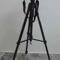 دوربین canon 700D|دوربین عکاسی و فیلم‌برداری|کرج, شهرک بنفشه|دیوار