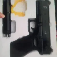 تپانچه پلاستیکی بچگانه