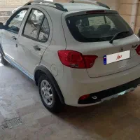 خودرو صفر میباشد داخل پارکینگ منزل