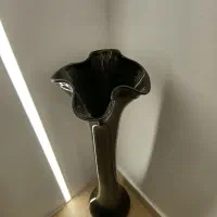 گلدان بزرگ مشکی|صنایع دستی و سایر لوازم تزئینی|رشت, فلسطین|دیوار