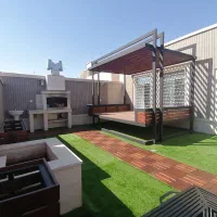 نیازمند شاگرد نصاب کامپوزیت ازبدونه ترس از ارتفاع