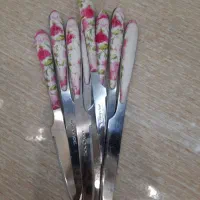 چاقو تیز  رنگ چندتاشون رفته ۴دست هست فقط۳۰۰