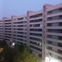 اپارتمان پزشکان ، امیرالمومنین