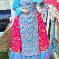 تعدادی لباس