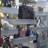ویترین مغازه