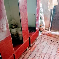 ویترین دکور ارایشگاه