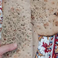 نان تازه تنوری با آرد کامل (سفارش روز قبل)|خوردنی و آشامیدنی|قم, دروازه ری|دیوار