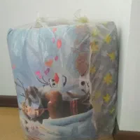 بالشت پنبه همراه با ملافه
