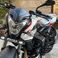 پالس Ns200 مدل 1403 درحد صفر