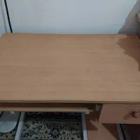 میز تمیز و سالم مناسب مطالعه و خیاطی وکامپیوتر|میز تحریر و کامپیوتر|ایذه, |دیوار